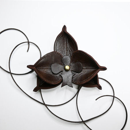 copy of Orchidée en cuir bordeaux